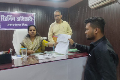 दूसरे दिन 33 नामांकन दाखिल, सरपंच और पंच पदों के लिए जोर-शोर से चल रही नामांकन प्रक्रिया...