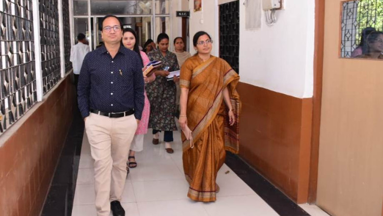 नाम निर्देशन पत्र प्राप्त एवं जमा करने की प्रक्रिया प्रारंभ...