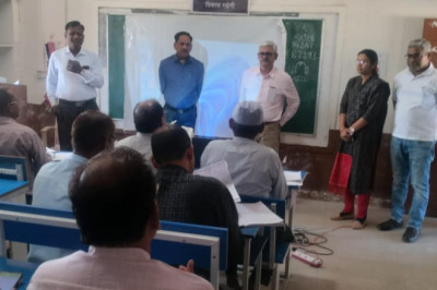 नगरीय निकाय और नगर पंचायत चुनाव 2025 का प्रशिक्षण संपन्न, सामान्य प्रेक्षक अमिताभ बाजपेयी ने किया निरीक्षण