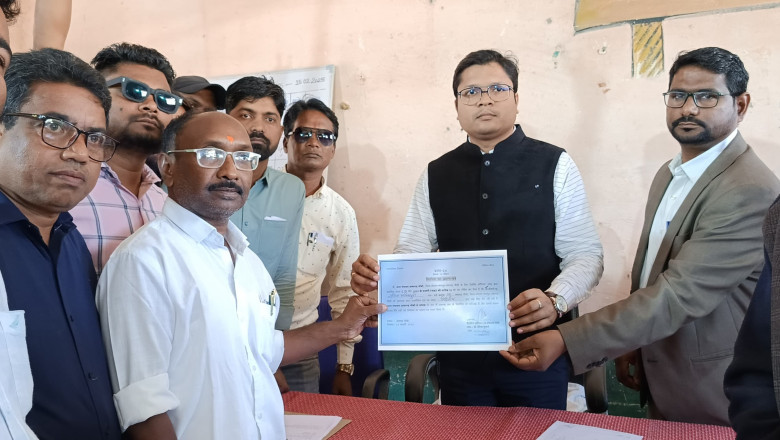 मोहला-मानपुर-अंबागढ़ चौकी  नगर पंचायत अंबागढ़ चौकी से निर्दलीय प्रत्याशी  अनिल मानिकपुरी विजयी हुये...