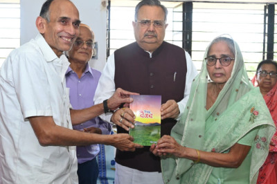 अंतर्राष्ट्रीय महिला दिवस के अवसर पर ओडि़सा सरकार ने ग्राम खैरझिटी की श्रीमती दमयंती सोनी को किया सम्मानित...
