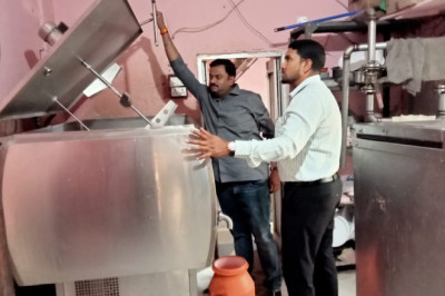 कलेक्टर ने शाला प्रवेश के पहले सभी स्कूलों में आवश्यक मरम्मत के कार्य पूर्ण करने के दिए निर्देश पिछले वर्ष की तरह इस वर्ष भी बच्चों के लिए समर कैम्प आयोजित करने कहा