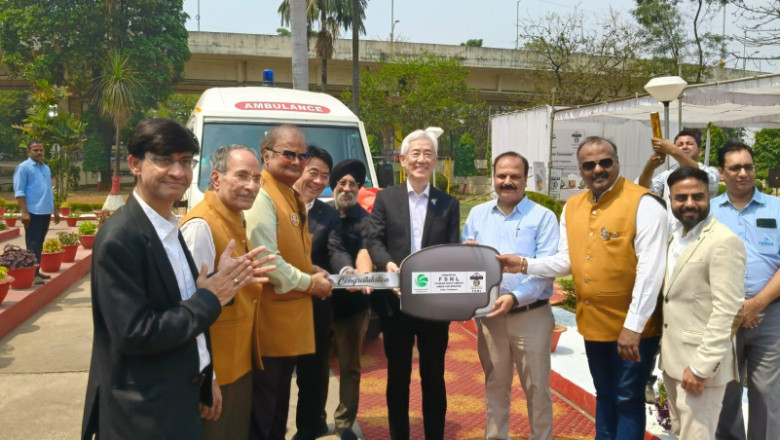 फेरो स्केप निगम लिमिटेड मिलाई (FSNL) द्वारा उदयाचल को एम्बुलेंस की सौगात...