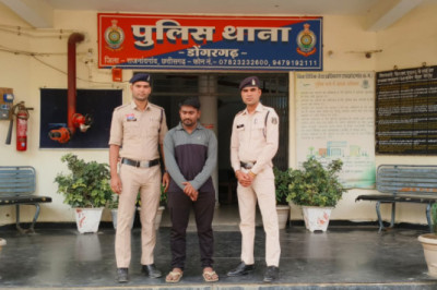 सोशल मीडिया में भ्रामक मैसेज पोस्ट करने वाले के विरुद्ध थाना डोंगरगढ़ द्वारा की गई प्रतिबंधात्मक कार्यवाही