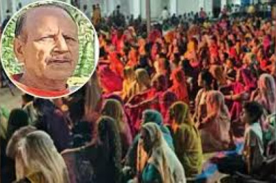 चैत्र नवरात्रि के कार्यक्रम में ‘चलो बुलावा आया है…’ गाते समय गायक को आया हार्ट अटैक, जगराते में मंच पर हुई मौत...