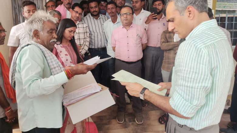 सुशासन तिहार की तैयारी जोरों पर, कलेक्टर ने स्वास्थ्य केंद्र सहित एसडीएम, तहसील लोक सेवा केंद्र आदि कार्यालयों का किया निरीक्षण...