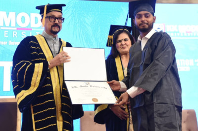 शिक्षा समाज को बदलने, व्यक्तियों को सशक्त बनाने और एक मजबूत राष्ट्र के निर्माण के लिए सबसे शक्तिशाली माध्यम है- राज्यपाल रमेन डेका...