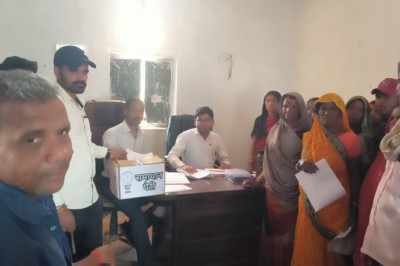 बेमेतरा जिले में समाधान पेटी और ऑनलाइन 143520 आवेदन मिले...