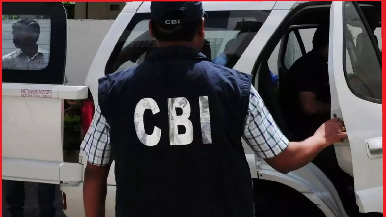 CG ब्रेकिंग : रिटायर्ड IAS अनिल टुटेजा के घर CBI का छापा, 2000 करोड़ के शराब घोटाले में गरमाई जांच...