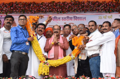 सामाजिक भवन के लिए की 20 लाख रुपए की घोषणा...