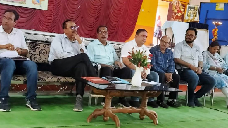 संपर्क स्मार्ट टीवी डिवाइस के संचालन के लिए प्राथमिक शाला के शिक्षकों का कार्यशाला आयोजित...