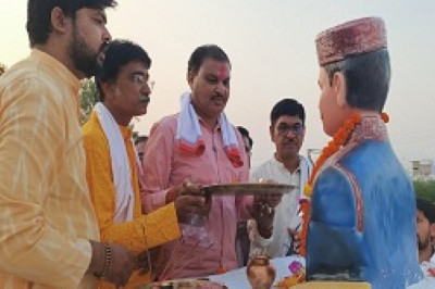 वैष्णव समाज द्वारा दानवीर महंत राजा दिग्विजय दास की जयंती मनाया गया...