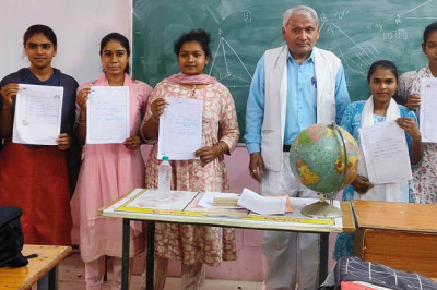 विश्व पृथ्वी दिवस पर विशेष जनजागरूकता कक्षा संगोष्ठी आयोजित की गई....