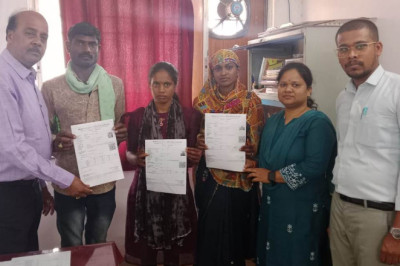 राज्य स्तरीय पुरस्कार समारोह में निक्षय निरामय 100 दिवसीय टीबी उन्मूलन कार्यक्रम अंतर्गत राजनांदगांव जिले को नवीन पहल की श्रेणी में उत्कृष्ट कार्य के लिए किया गया पुरस्कृत...