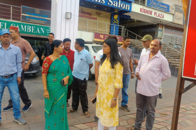 महाअभियान सफाई:महापौर ने कहा नाली के ऊपर स्लैप निर्माण को 24 घंटे के भीतर हटा लें दुकानदार,नही तो निगम तोड़ूदस्ता करेगी तोड़ने की कार्रवाही: