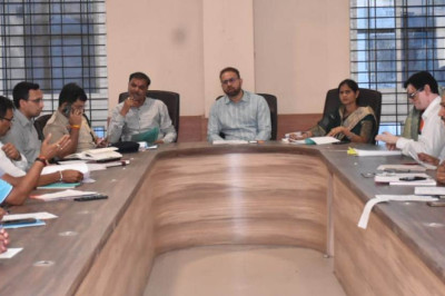 कलेक्टर की अध्यक्षता में दिग्विजय स्टेडियम प्रबंधकारिणी समिति की बैठक संपन्न....