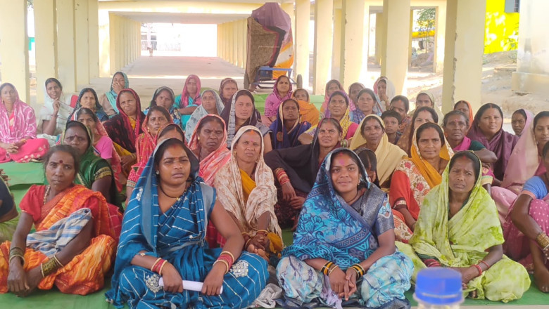 हरियाली बाहिनी नीर और नारी जल यात्रा मंगलवार को डोंगरगांव ब्लॉक...