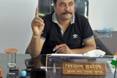 राजनांदगांव सांसद संतोष पांडे द्वारा पूर्व नपा अध्यक्ष डोंगरगढ़ तरुण हथेली को आपना सांसद प्रतिनिधि नियुक्त किया...
