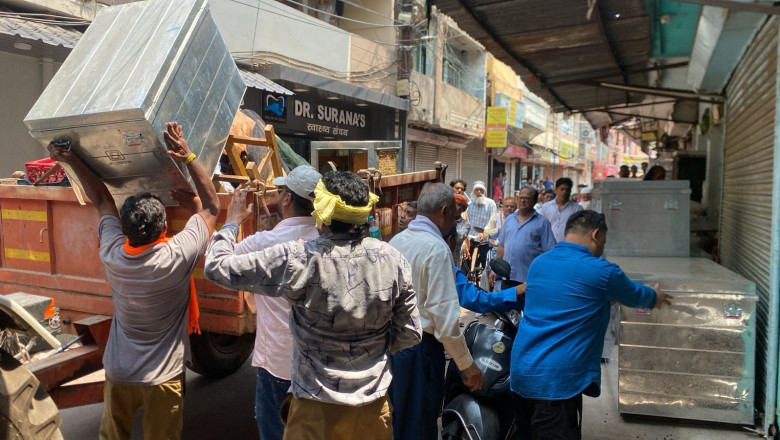 नगर निगम का अतिक्रमण पर एक्शन, दुकानदारों में मचा हड़कंप,कूलर,स्टैंड चेयर के अलावा त्रिपाल को किया जब्त: