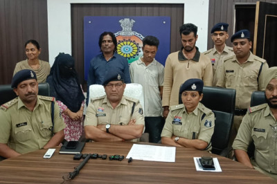 एक युद्ध नशे के विरूद्ध अभियान के तहत नशीली टेबलेट अवैध रूप से बिक्री करने वाले चार आरोपी पुलिस गिरफ्त में...