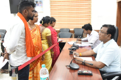 प्रगतिशील कृषकों ने क्षतिपूर्ति राशि दिलाने जनदर्शन में की मांग