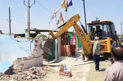 CG में आज होगा बड़ा बुल्डोजर एक्शन… 150 मकान और दुकानों को तोड़ेगा नगर निगम का अतिक्रमण दस्ता…