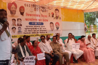 युक्तियुक्तकरण शिक्षकों के हाथ काटने का निंदनीय सरकारी प्रयास,, संतोष पिल्ले...