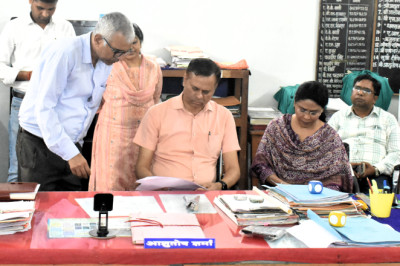 संभाग आयुक्त एसएन राठौर ने बालोद एसडीएम कार्यालय एवं तहसील कार्यालय का किया निरीक्षण