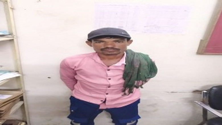 लोहे का धारदार हथियार लेकर लहराते हुए आम लोगों को डराने धमकाने वाले आए पुलिस की गिरफ्त में...