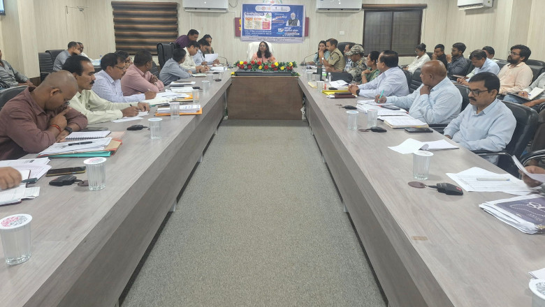 पोषण सेवाओं के सुदृढीकरण हेतु विशेष कार्ययोजना बनाएं-कलेक्टर...