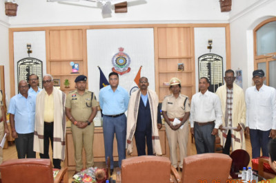 पुलिस विभाग से सेवानिवृत्त हो रहे अधिकारी/कर्मचारियों का सम्मान/विदाई समारोह....