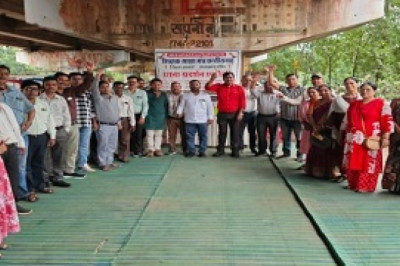 शिक्षक साझा मंच के बैनर तले पूर्व सेवा अवधि की गणना सहित 4 सूत्रीय मांगो को लेकर हुआ धरना प्रदर्शन...