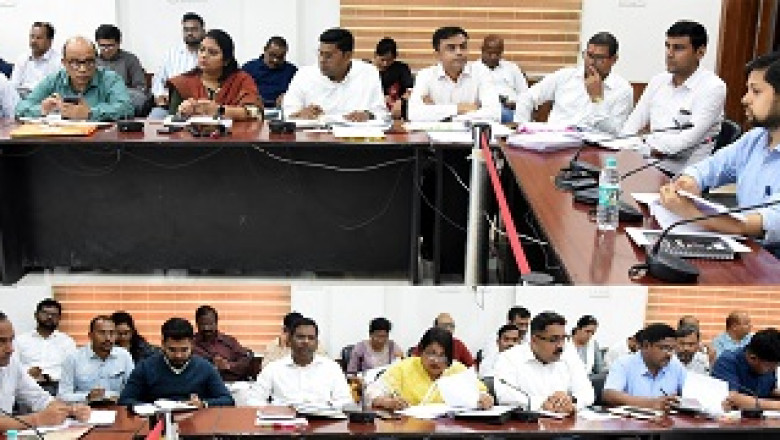 मंत्रिपरिषद का बड़ा निर्णय नक्सली हिंसा में शहीद पुलिसकर्मियों के परिजनों को अब अन्य विभागों में भी अनुकम्पा नियुक्ति का विकल्प