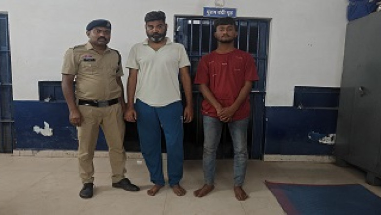 माँ-बहन की अश्लील गाली-गुफतार कर जान से मारने की धमकी देकर हत्या करने की नियत से चाकू से मारकर गंभीर चोट पहुचाने वाले पुलिस की गिरफ्त मे एक विधि ससंघघर्षरत बालक शामिल