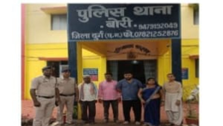 आरोपियों द्वारा स्कूल जाकर शिक्षक से मारपीट कर किया गया था अपहरण...