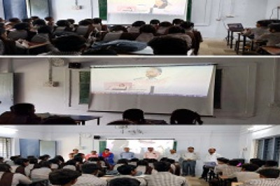 अध्यापन विद्या स्कूल में राइका टॉपर्स का, यू-ट्यूब के माध्यम से प्रोजेक्टर द्वारा प्रसारण...