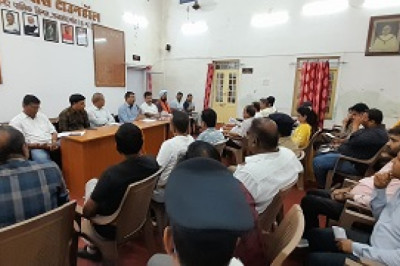 शहर की यातायात व्यवस्था में सुधार लाने प्रशासन तथा व्यापारियों की बैठक...