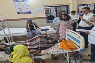 संभागायुक्त सत्यनारायण राठौर ने मानपुर में तहसील कार्यालय, जनपद कार्यालय, सामुदायिक स्वास्थ्य केंद्र एवं एकलव्य विद्यालय का किया निरीक्षण
