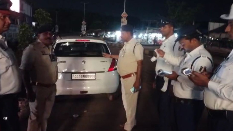 यातायात पुलिस दुर्ग द्वारा सडक में बाधा उत्पन्ने करने वाले पर निरंतर कार्यवाही की जा रही है....