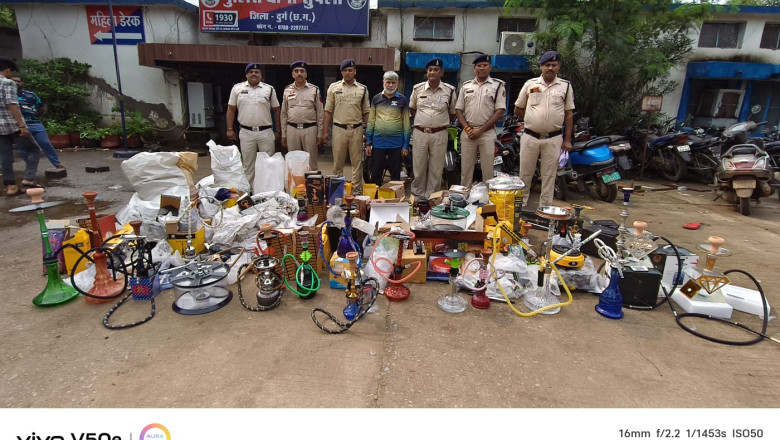 अवैध रूप से तम्बाखू युक्त हुक्का का सेवन कराने वालों के विरूद्ध अभियान....
