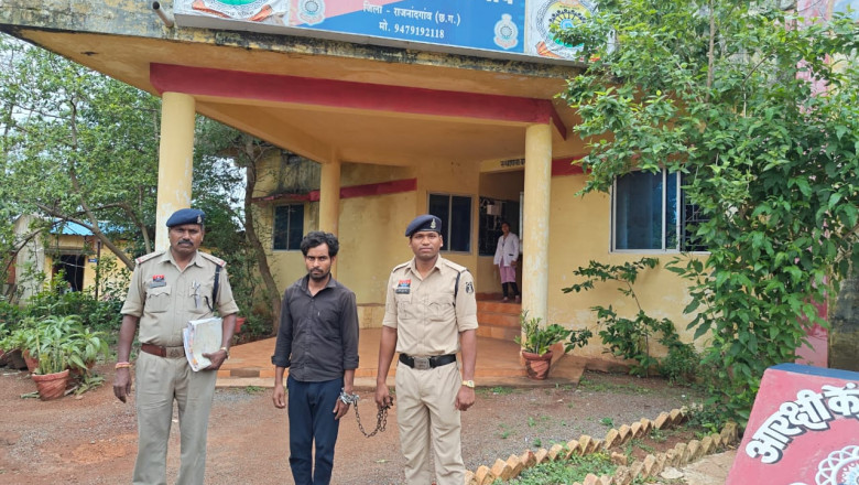 नाबालिक लड़की से बलात्कार मामले में लंबे समय से फरार आरोपी को थाना डोंगरगांव पुलिस ने किया गिरफ्तार ...