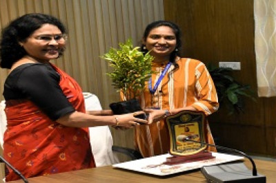 कलेक्टर, एडीएम सहित अन्य अधिकारी-कर्मचारियों ने उनके उज्ज्वल भविष्य की कामना करते हुए दी शुभकामनाएं...