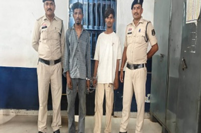 डिपरापारा दुर्ग में धारदार चाकू दिखाकर लूट करने वाले दो आरोपी पुलिस की गिरफ्त...