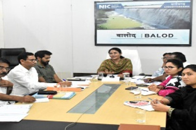 कलेक्टर श्रीमती मिश्रा ने परीक्षार्थियों से व्यापम के दिशा-निर्देशों का पालन कर सफलतापूर्वक परीक्षा संपन्न कराने में सहयोग करने की अपील...