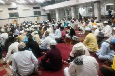 आखिरत में भी काम आएगी वलियों से मुहब्बत : हम्माद रजा उर्स-ए-औलिया-ए-किराम में आला हजरत के पौत्र ने दिया अमन का पैगाम...