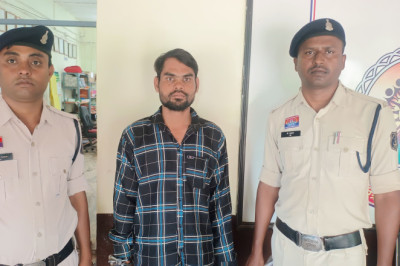 गांजा तस्कर के विरूद्ध की गई कार्यवाही, कुल 2.063 कि.ग्रा. गांजा जप्त...