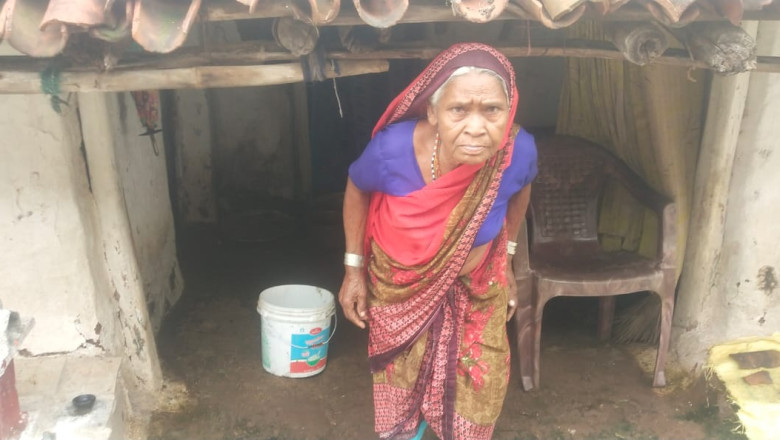 जिला राजनांदगांव के ग्राम धारा में भारी बारिश का कहर, ग्रामीणों के घरों की हालत खस्ता सर्पंच आरती जांगेल ने जताई चिंता, जल्द राहत कार्य की मांग