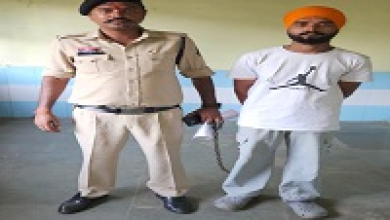 दुर्ग थाने की कार्यवाही: शराब पीने के लिये पैसा नही देने पर मारपीट करने वाला आरोपी आया पुलिस की गिरफ्त में...