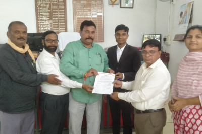 डोंगरगढ़ आचार्य विद्यासागर महाराज के अपमान पर विश्व हिन्दू परिषद बजरंग दल ने दिया ज्ञापन...