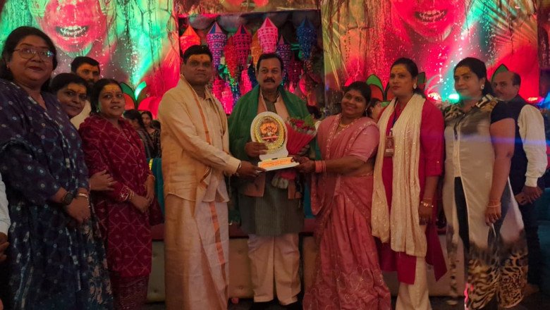 सांसद विजय बघेल विभिन्न गणेश पंडालों में हुए शामिल....
